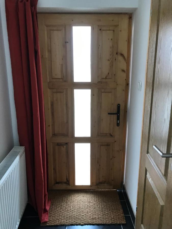Kerti Franciaagyas Apartman 瓦茨 外观 照片